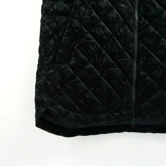 ATHLETA Whisper Featherless Luxe Velvet Vest Women's M Black Quilted Full Zip - Picture 4 of 13